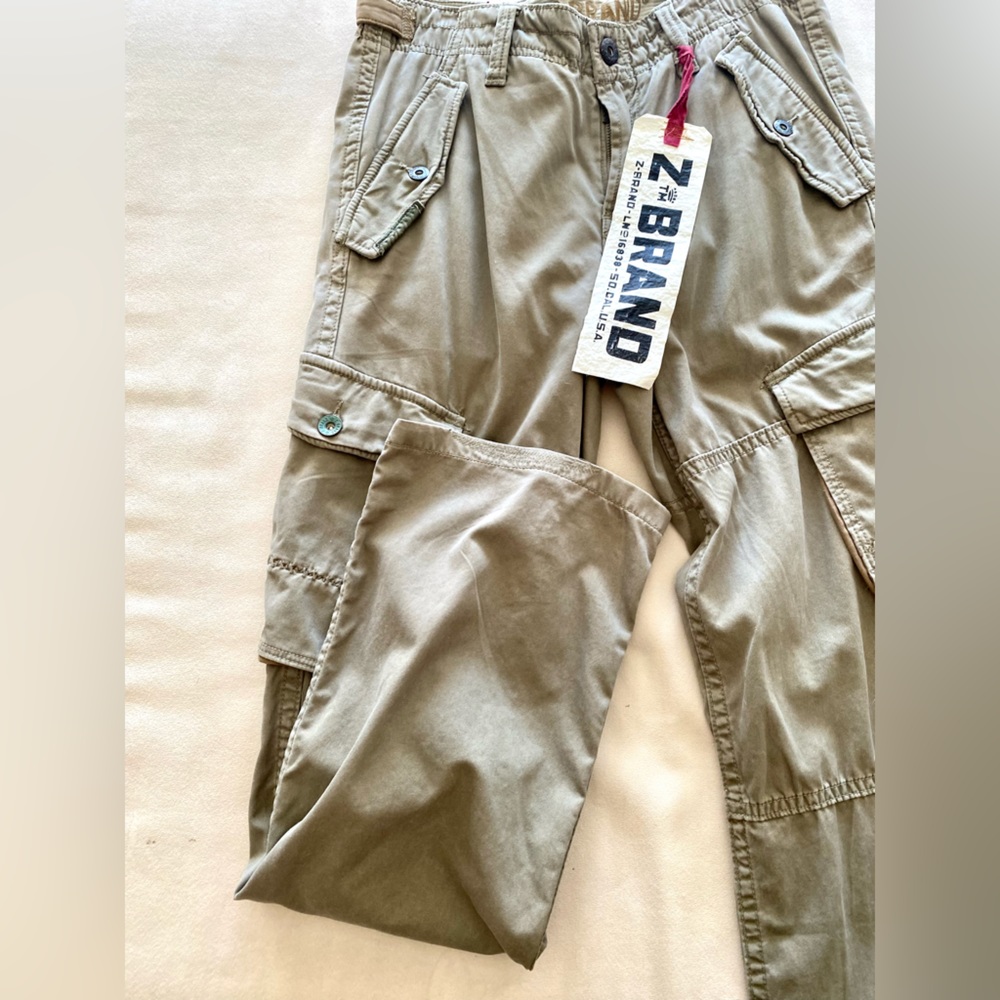 Z BRAND Khaki Surplus  Men’s Cargo Pants Sz 32 GREAT FOR SUMMER